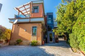 Spacious 4 BDR with Parking